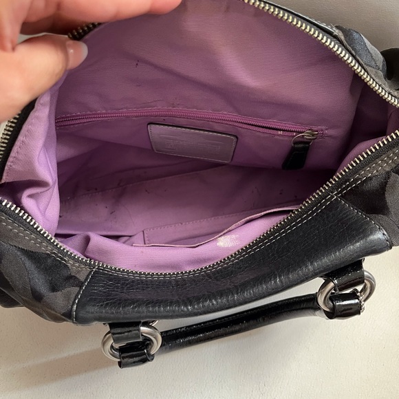 Coach Ashley handbag - Picture 3 of 3